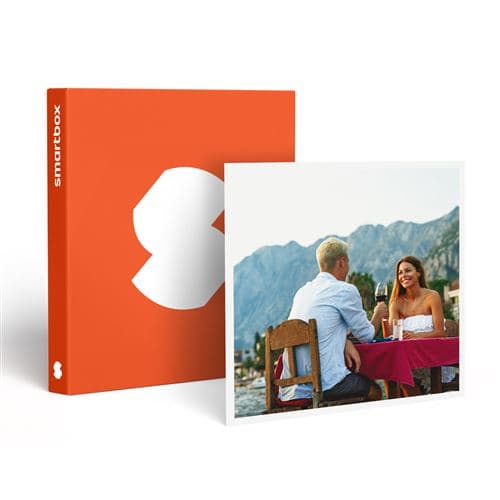 SMARTBOX - Coffret Cadeau Escapade romantique avec dîner raffiné en amoureux-Séjour